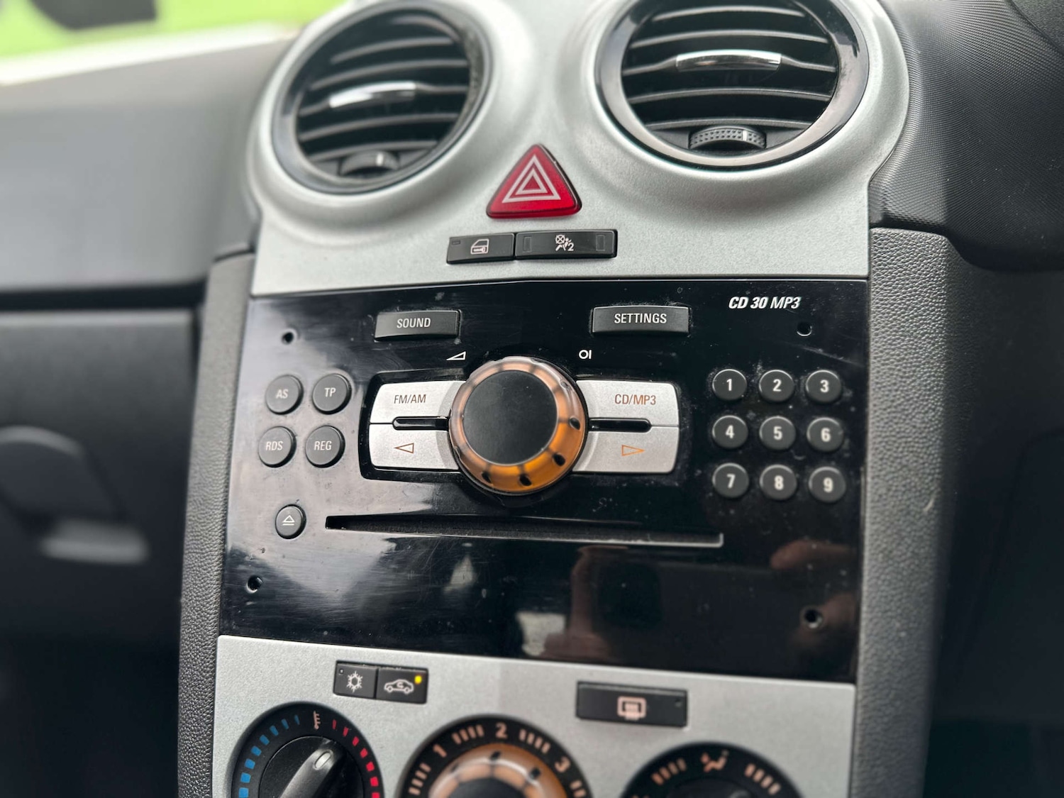 Used Vauxhall Corsa 2010 for sale - 78146022: Photo 16