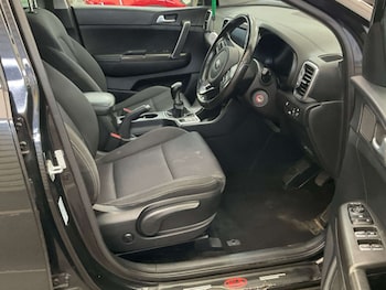 Used Kia Sportage 2017 for sale - 79460992: Photo