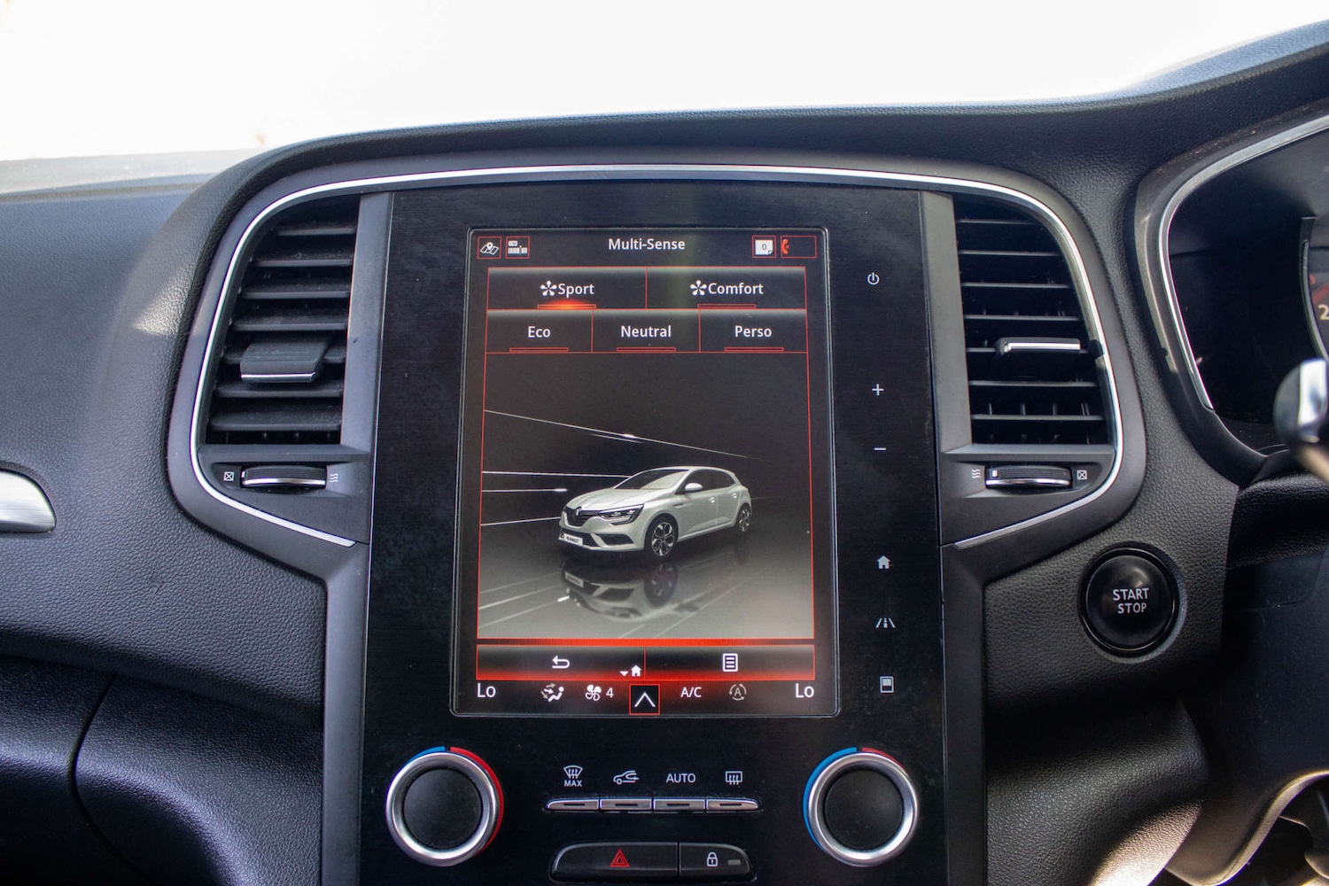 Used Renault Megane 2016 for sale - 78210407: Photo 29