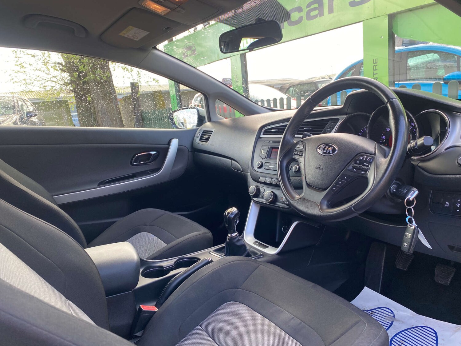 Used Kia Pro Ceed 2017 for sale - 76277955: Photo 2