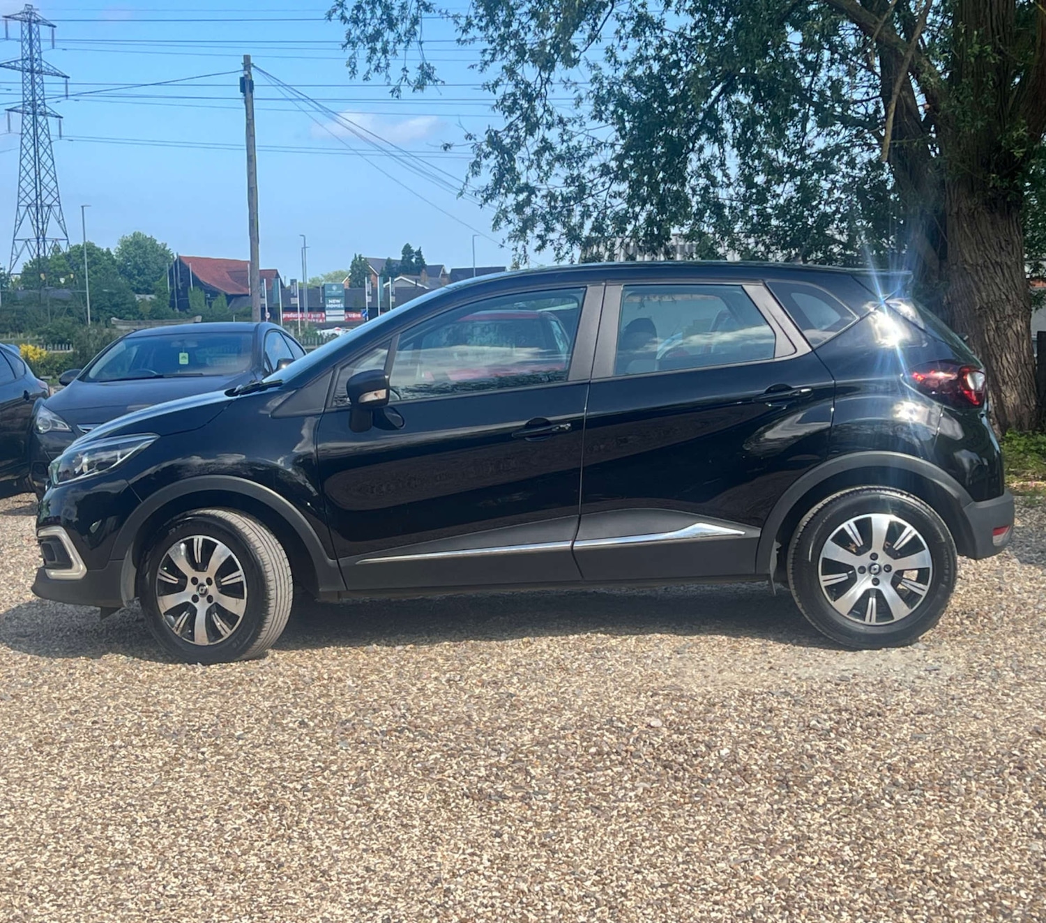 Used Renault Captur 2017 for sale - 76892256: Photo 5