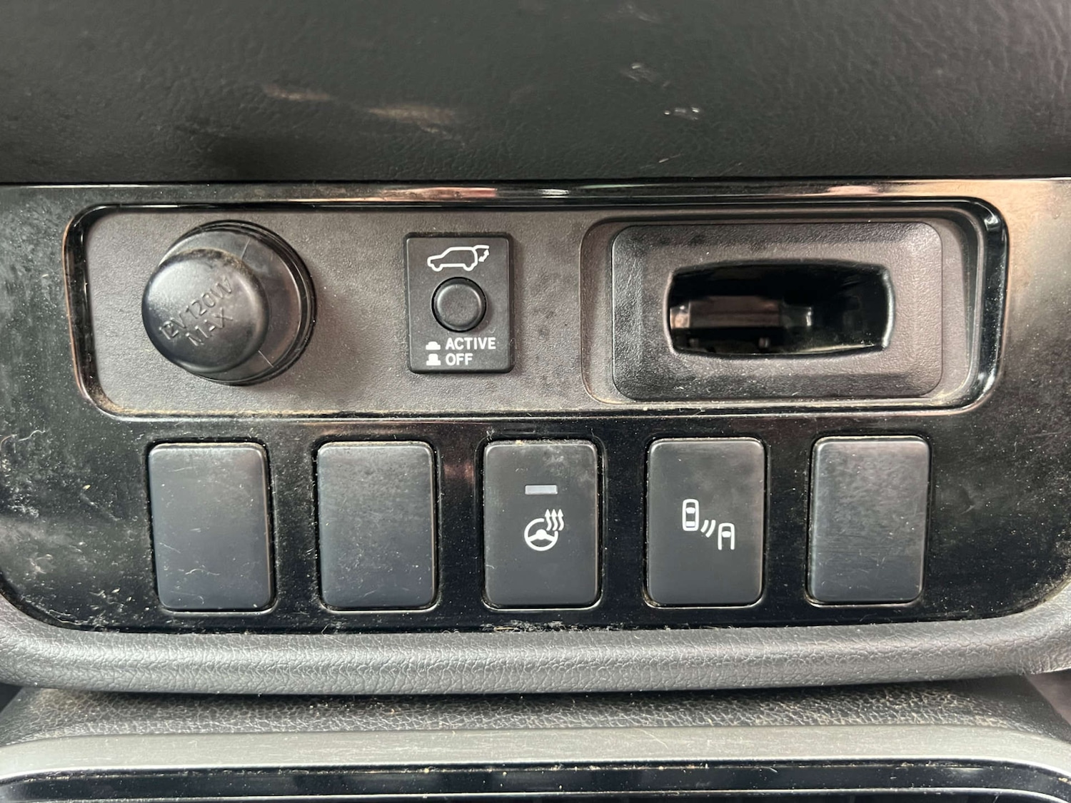 Used Mitsubishi Outlander 2016 for sale - 77283166: Photo 25