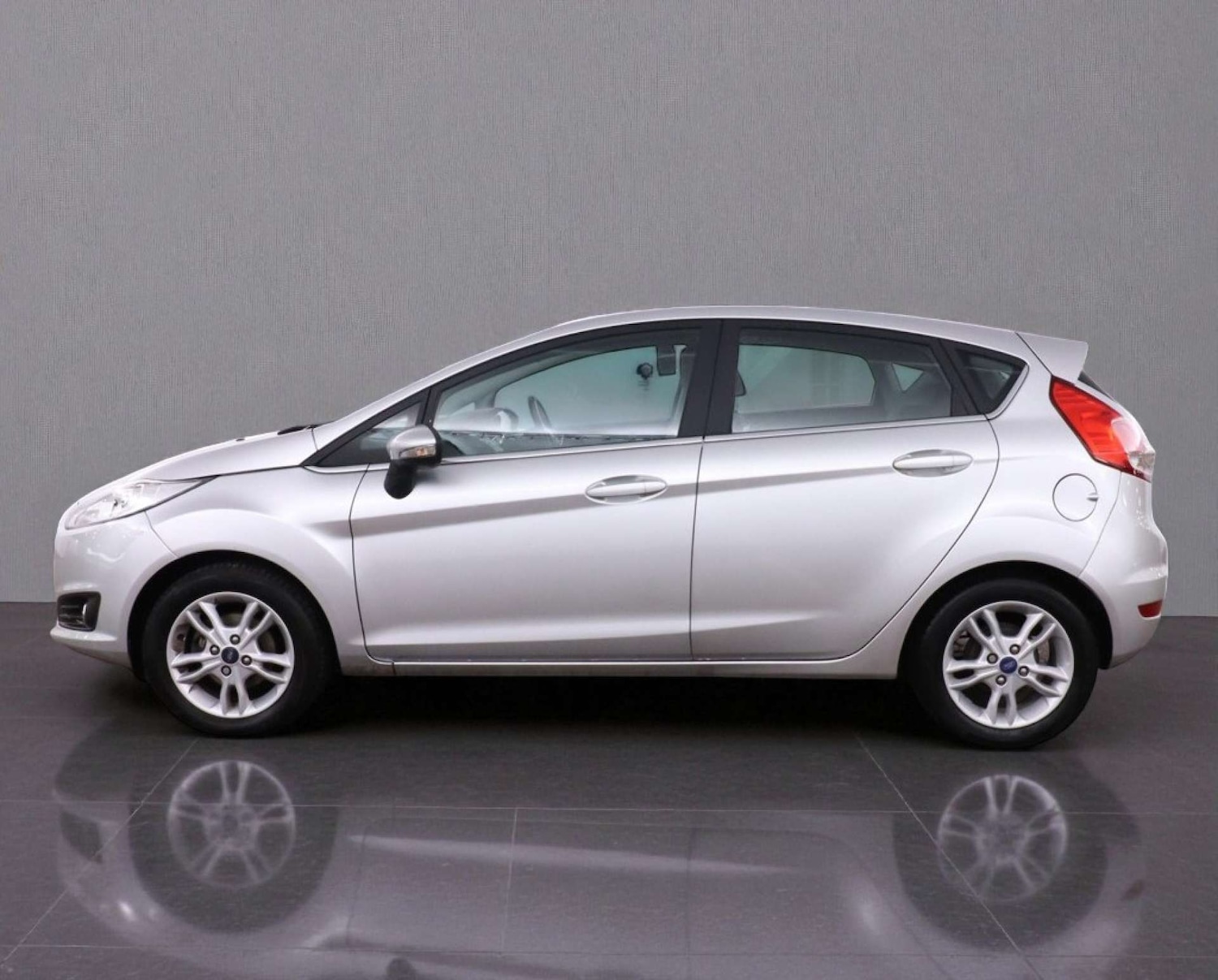 Used Ford Fiesta 2015 for sale - 76509360: Photo 13