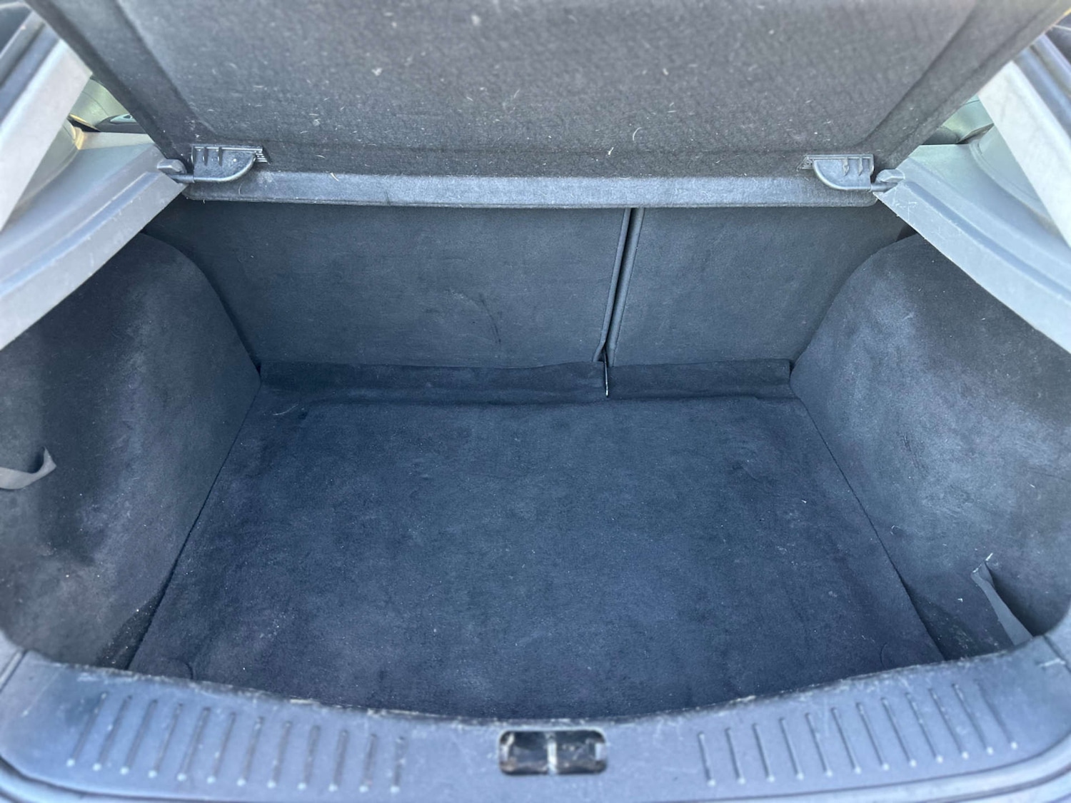 Used Ford Focus 2010 for sale - 77933952: Photo 12