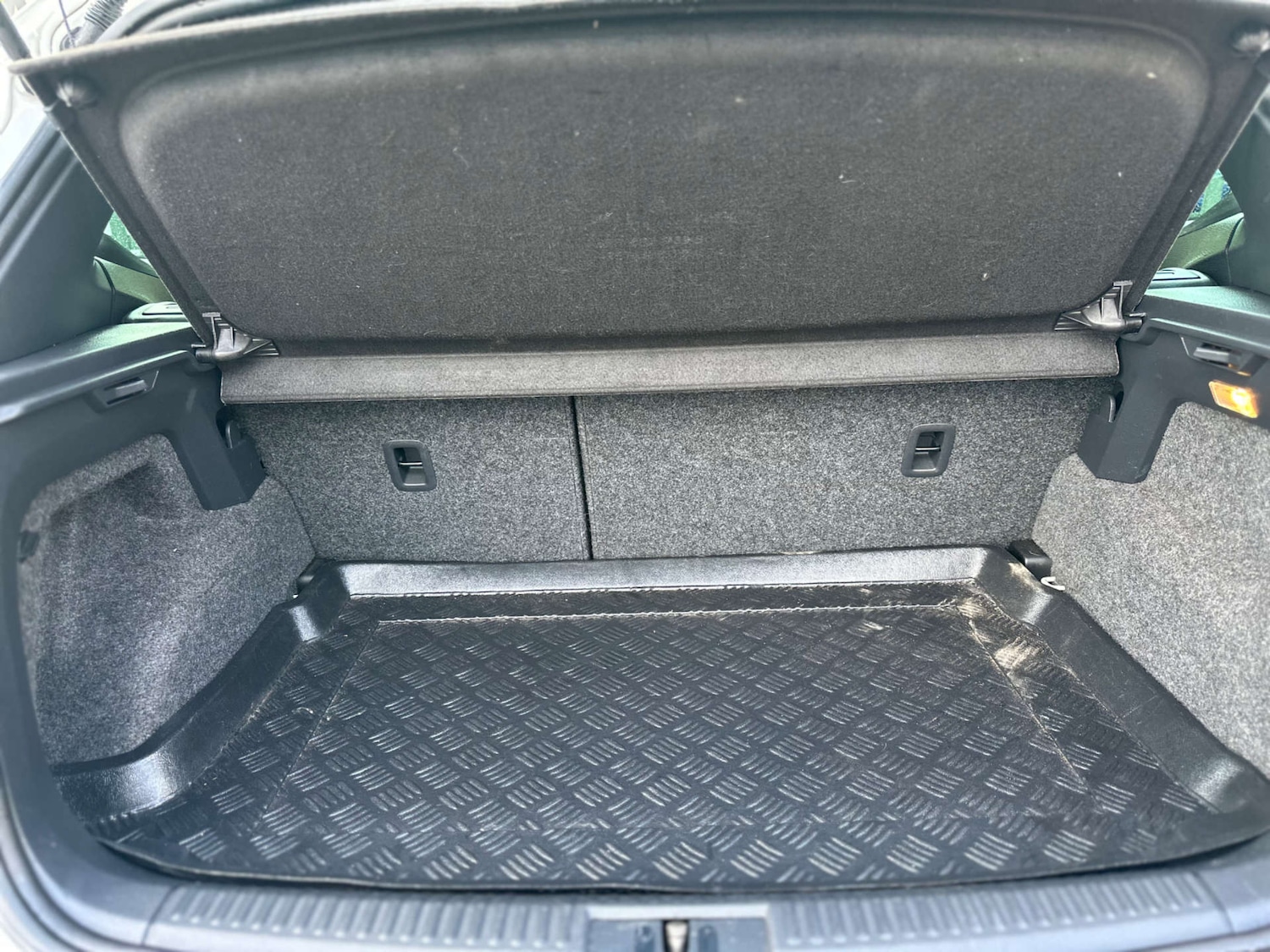 Used Volkswagen Polo 2015 for sale - 77805571: Photo 13