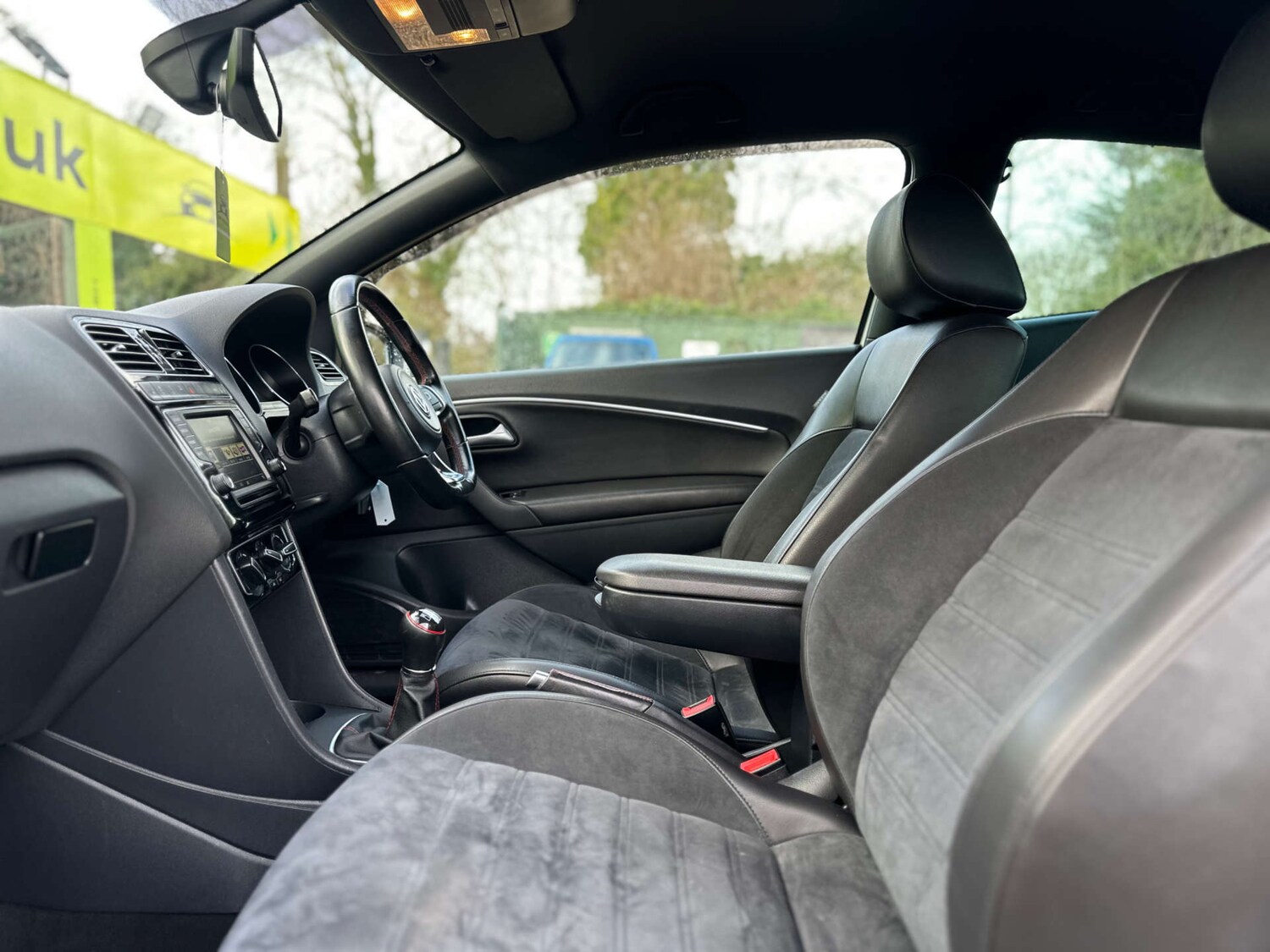 Used Volkswagen Polo 2015 for sale - 77805571: Photo 16