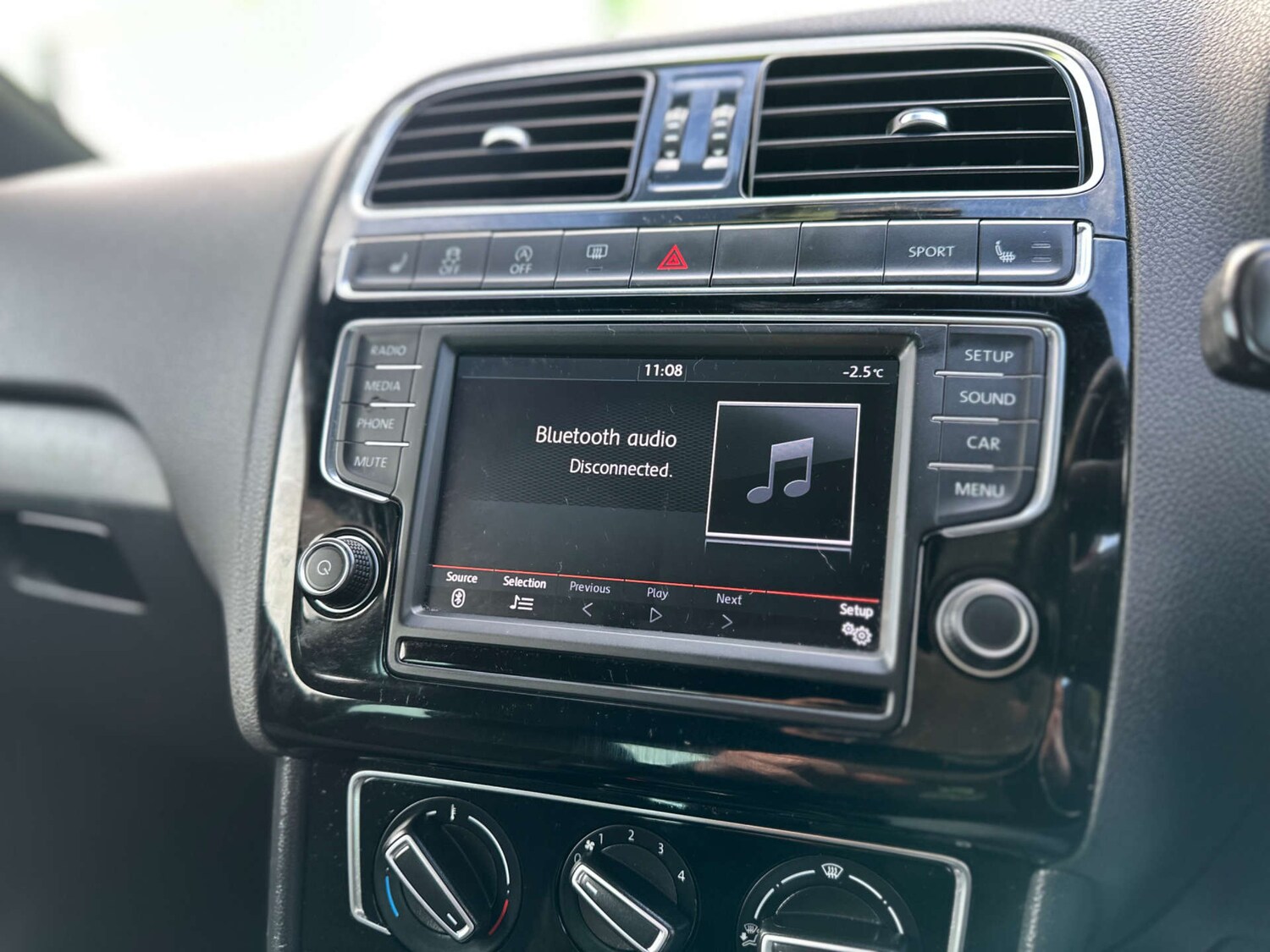 Used Volkswagen Polo 2015 for sale - 77805571: Photo 18