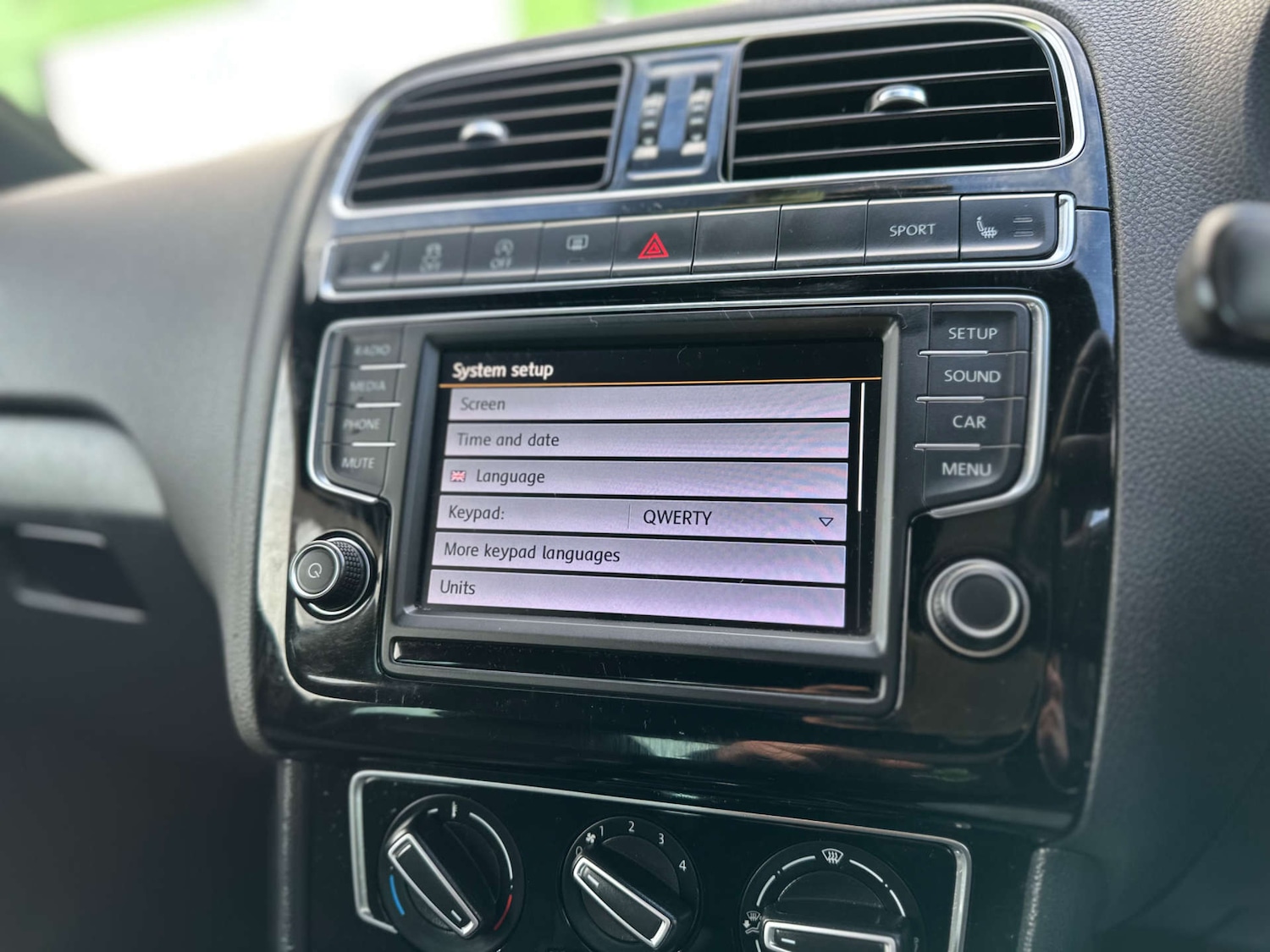 Used Volkswagen Polo 2015 for sale - 77805571: Photo 22