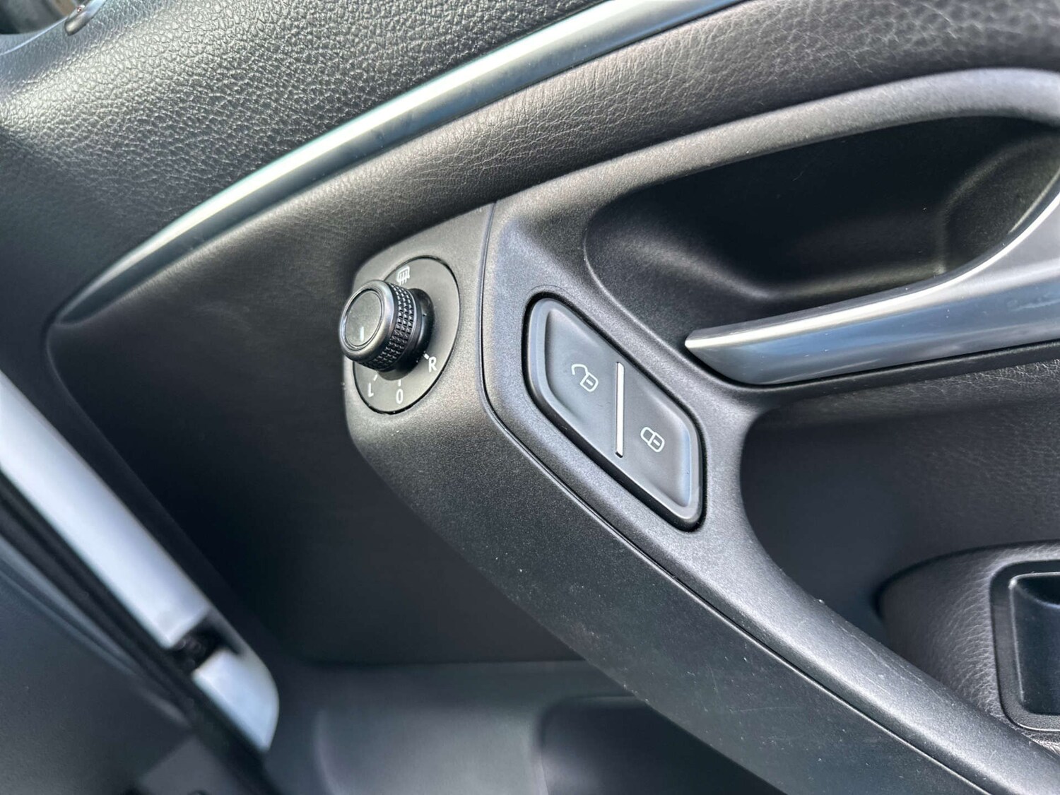 Used Volkswagen Polo 2015 for sale - 77805571: Photo 29