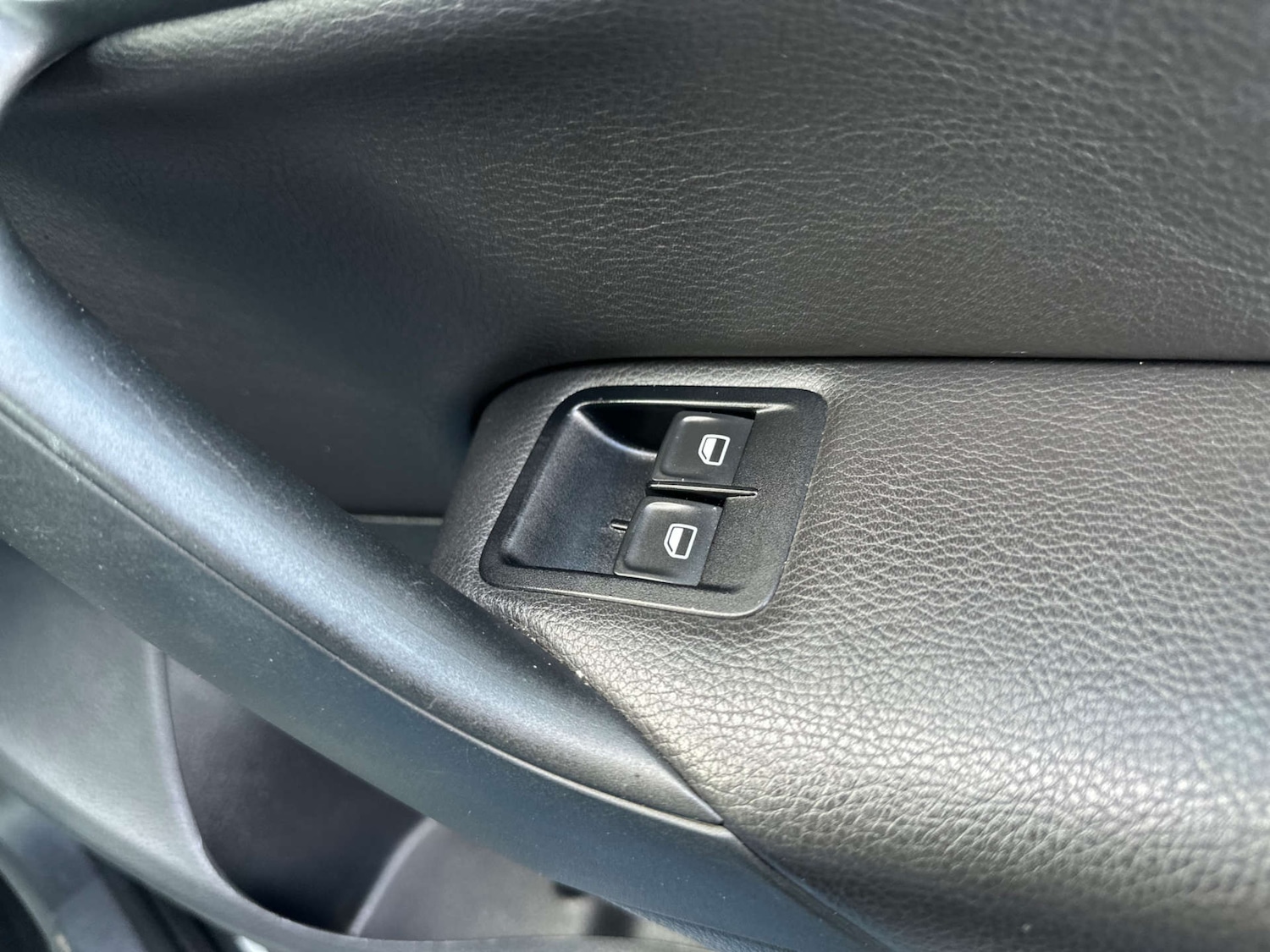 Used Volkswagen Polo 2015 for sale - 77805571: Photo 33