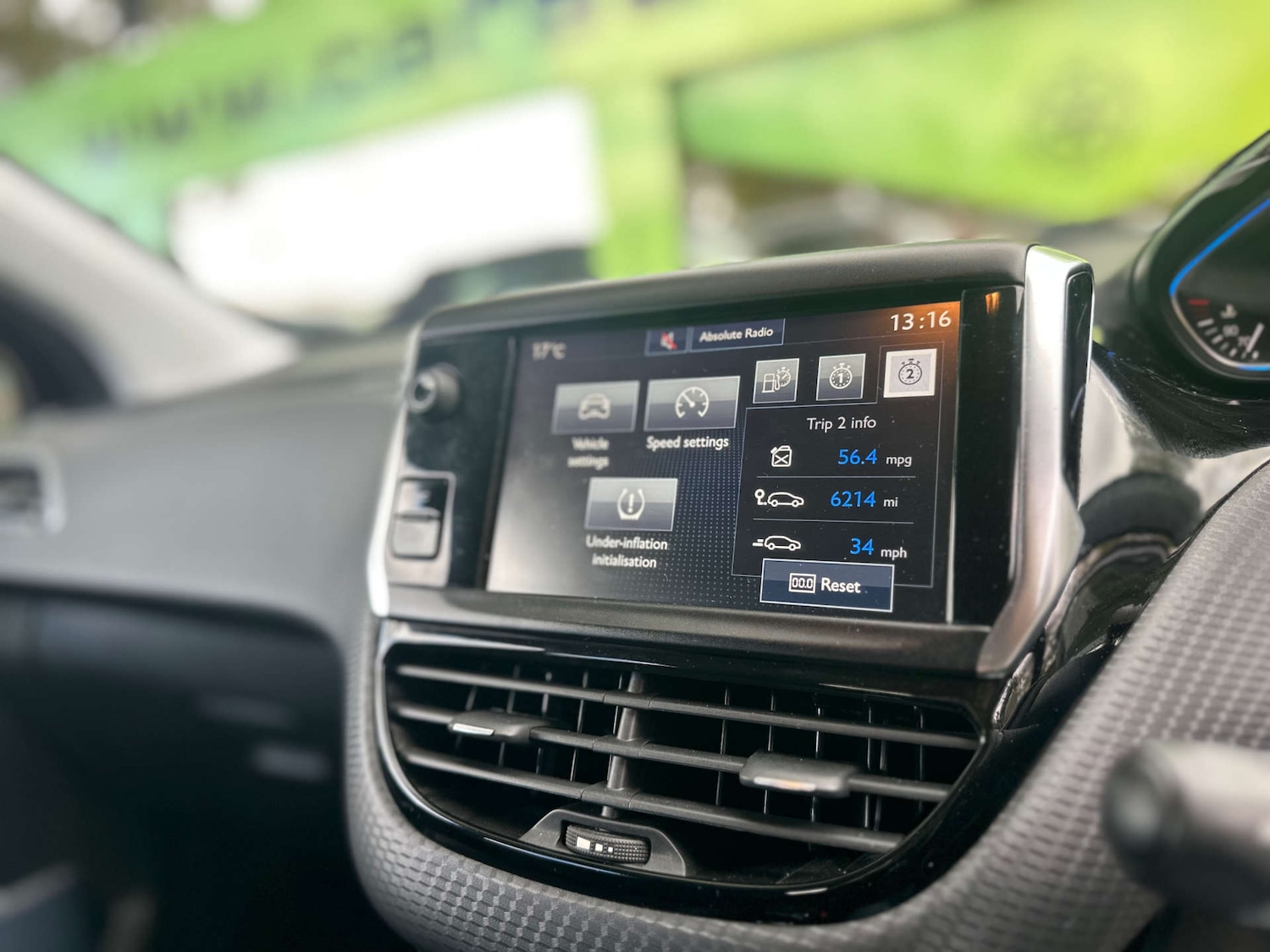 Used Peugeot 2008 2017 for sale - 76614767: Photo 21