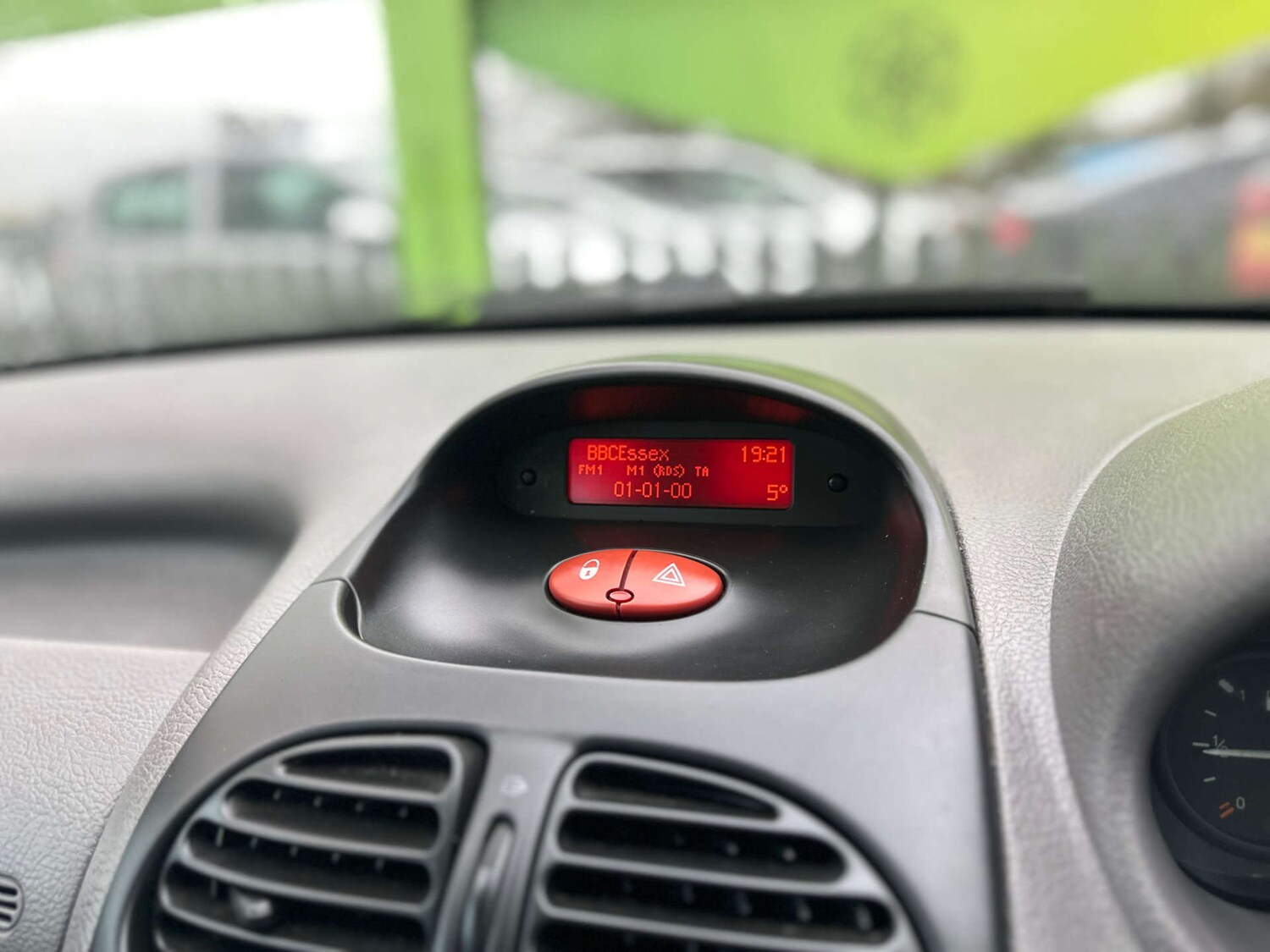 Used Peugeot 206 2002 for sale - 77571284: Photo 19