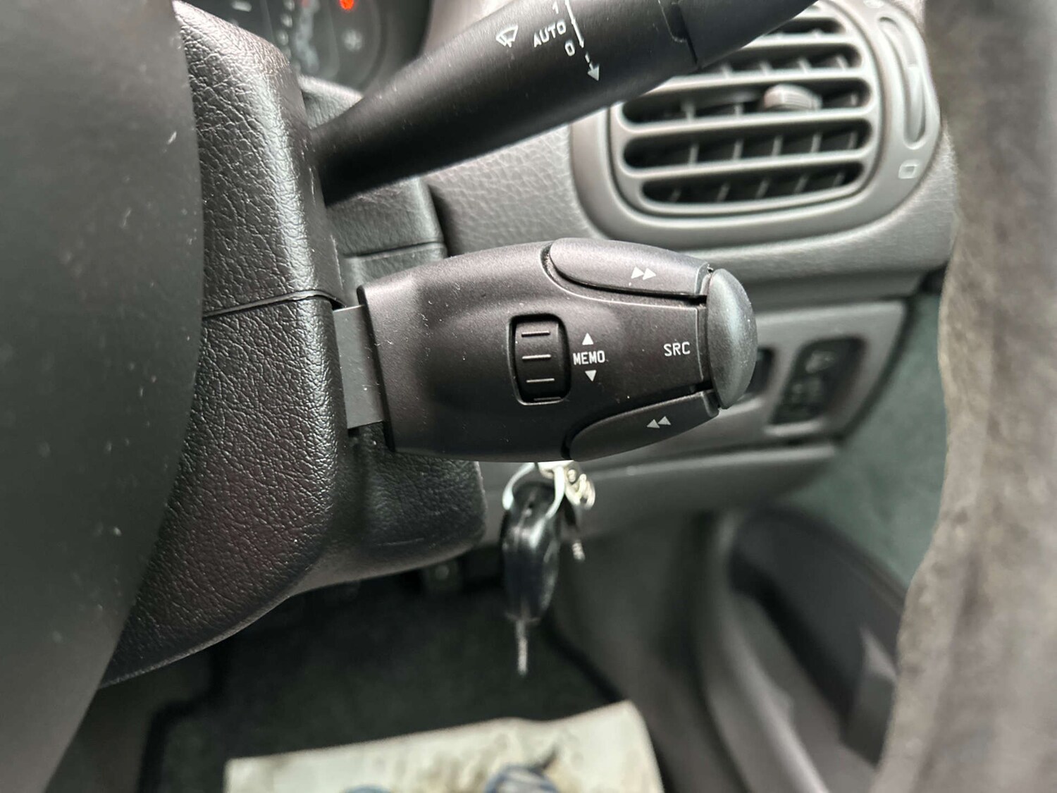 Used Peugeot 206 2002 for sale - 77571284: Photo 21