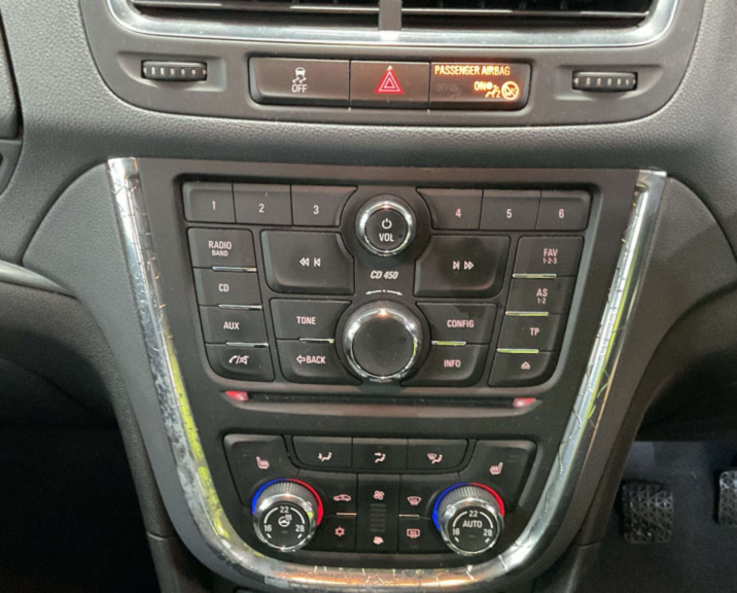 Used Vauxhall Mokka 2015 for sale - 77195879: Photo 2