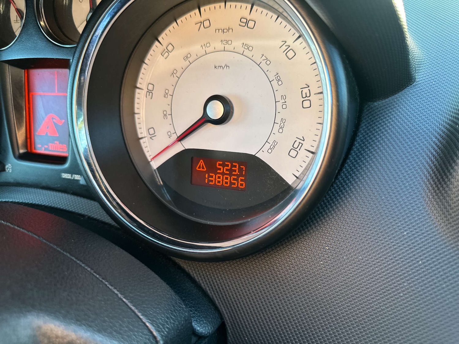 Used Peugeot 308 2012 for sale - 77164838: Photo 24