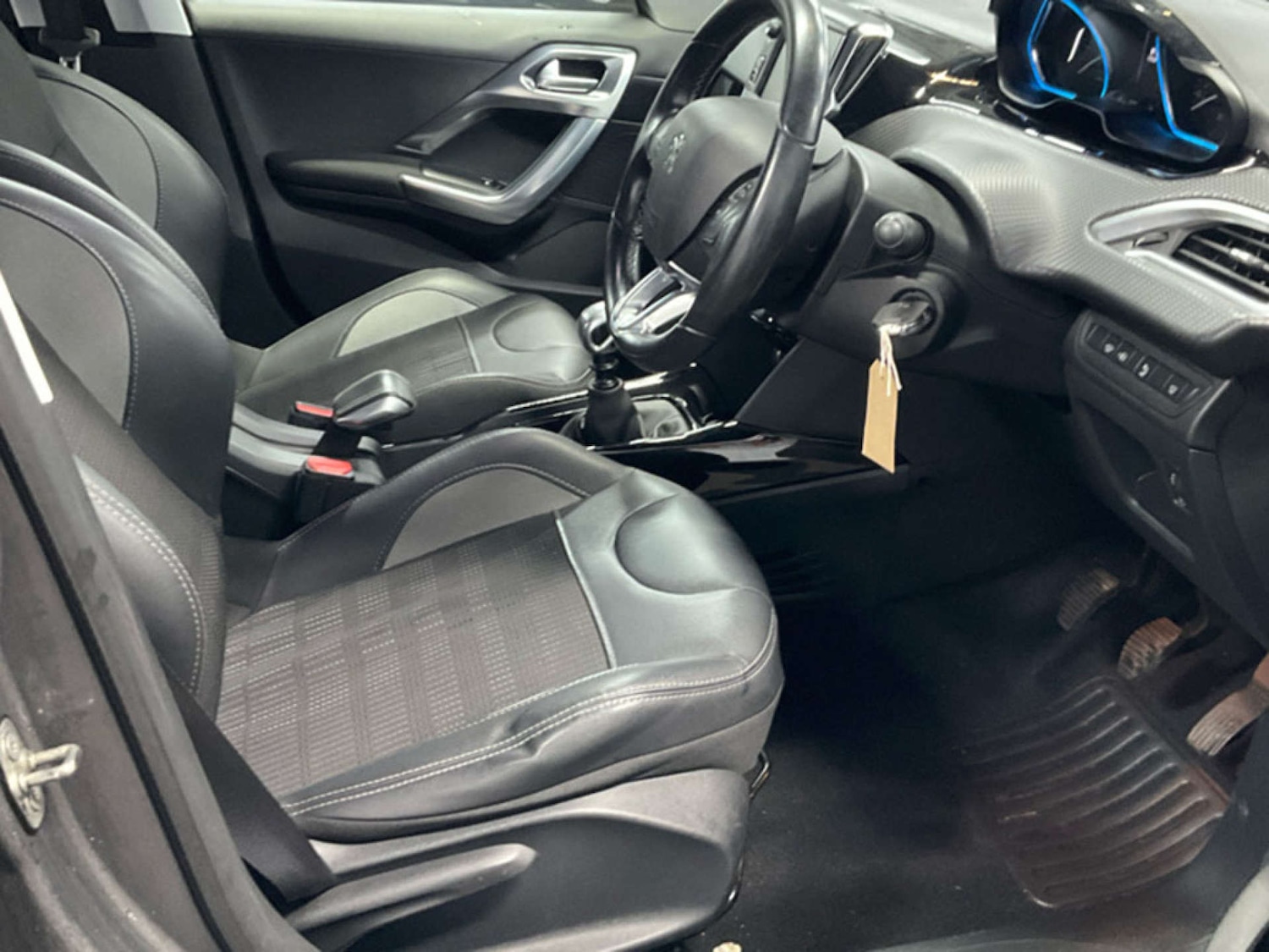 Used Peugeot 2008 2019 for sale - 77542690: Photo 3