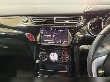 Used DS Automobiles DS 3 2017 for sale - 76132394: Photo 2