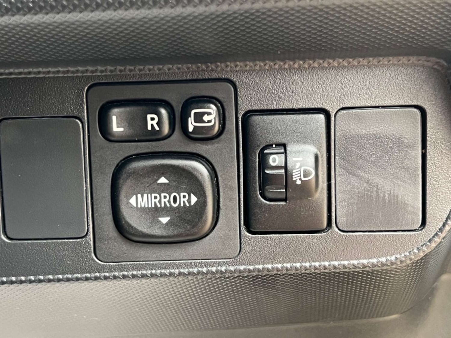 Used Toyota Auris 2012 for sale - 77259144: Photo 24