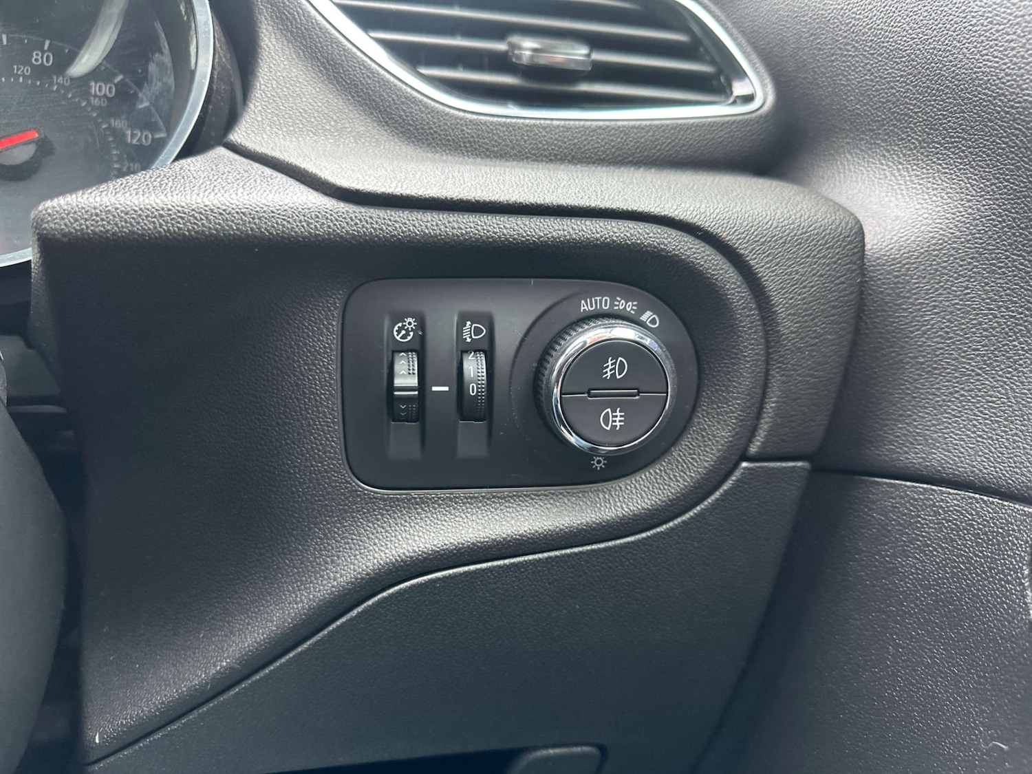 Used Vauxhall Grandland X 2018 for sale - 77921688: Photo 33