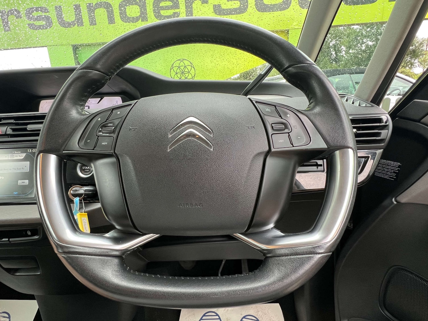 Vehicle 29