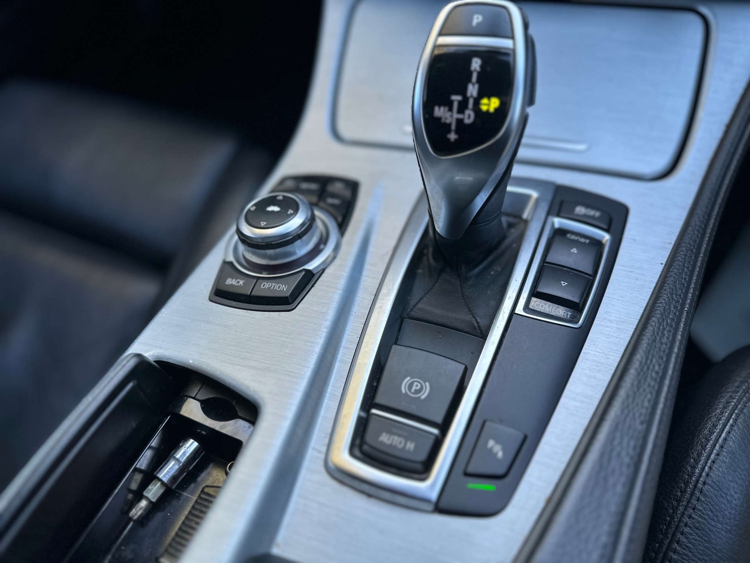 Used BMW 5 Series 2012 for sale - 76693591: Photo 30