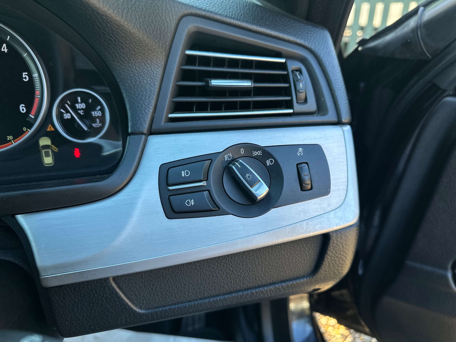 Used BMW 5 Series 2012 for sale - 76693591: Photo 36