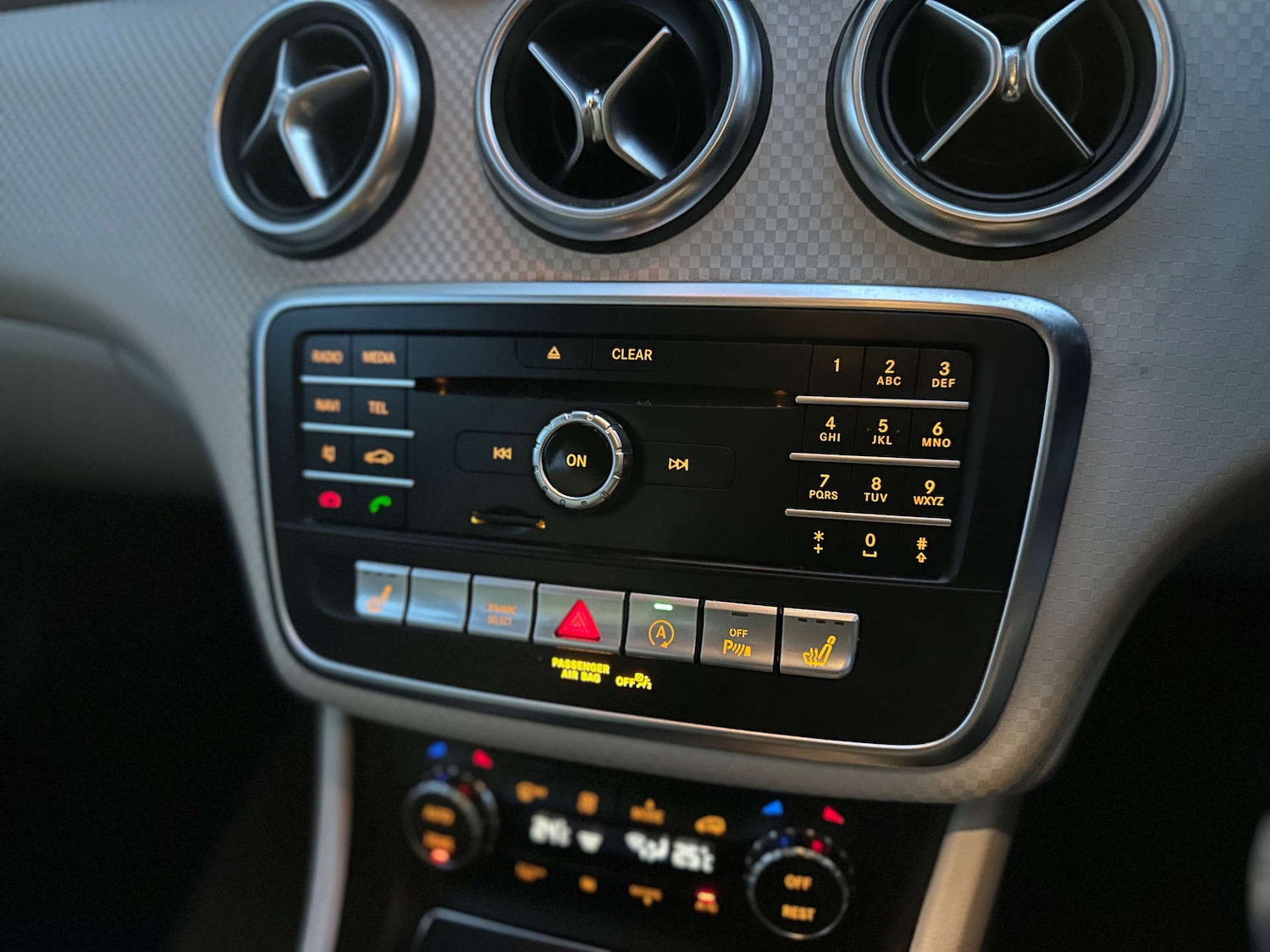 Used Mercedes-Benz A-Class 2017 for sale - 76520347: Photo 23