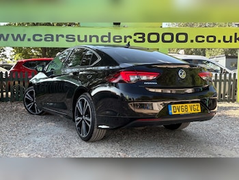 Used Vauxhall Insignia 2019 for sale - 79023236: Photo