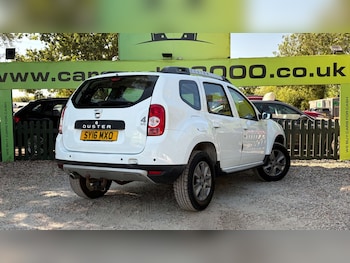 Used Dacia Duster 2016 for sale - 79539750: Photo