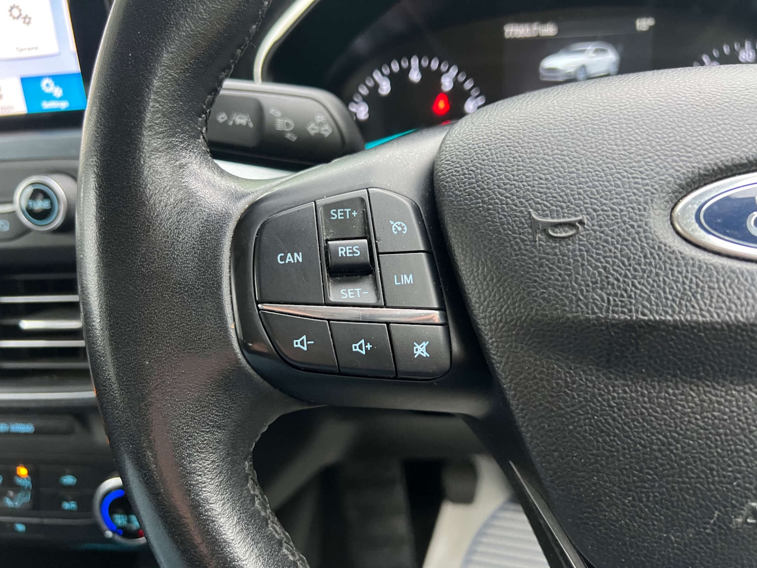 Used Ford Focus 2019 for sale - 76601621: Photo 22