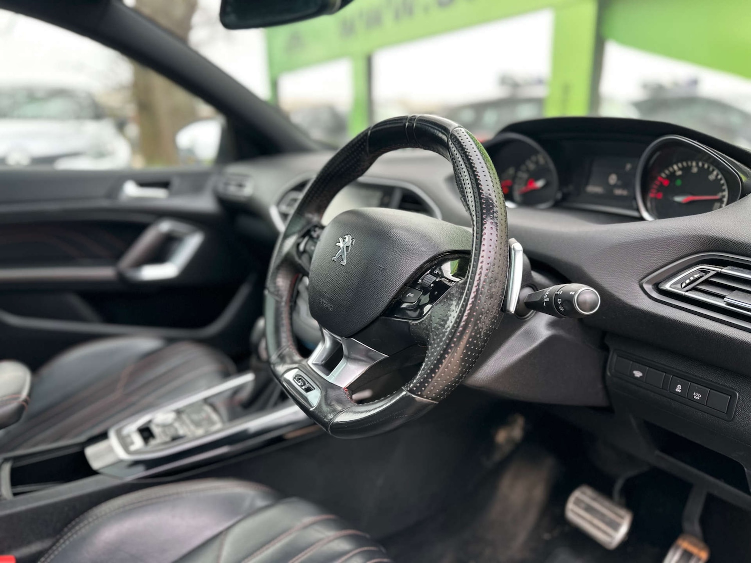 Used Peugeot 308 2015 for sale - 78080706: Photo 2