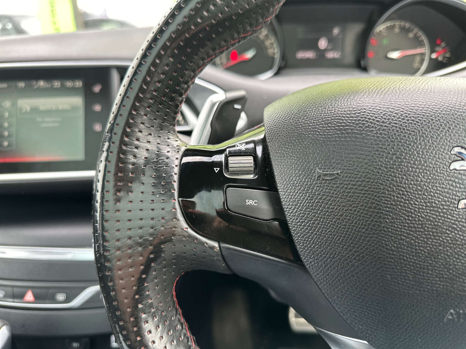 Used Peugeot 308 2015 for sale - 78080706: Photo 28