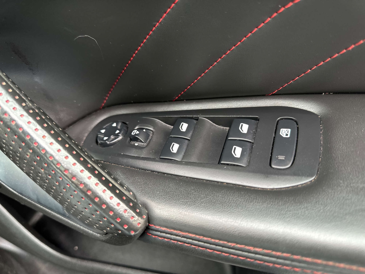 Used Peugeot 308 2015 for sale - 78080706: Photo 30