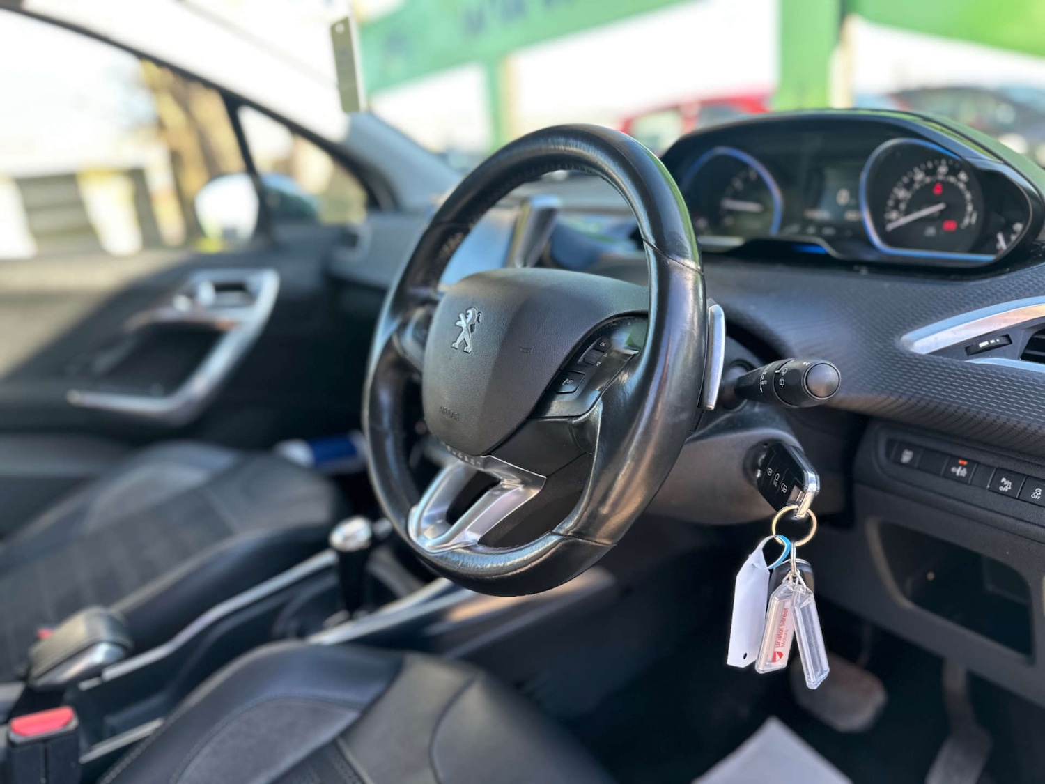 Used Peugeot 2008 2014 for sale - 78080705: Photo 2