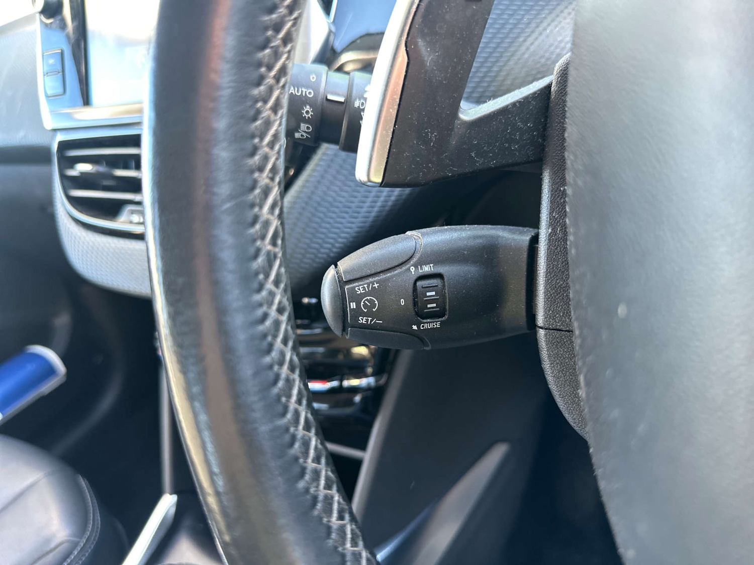 Used Peugeot 2008 2014 for sale - 78080705: Photo 25