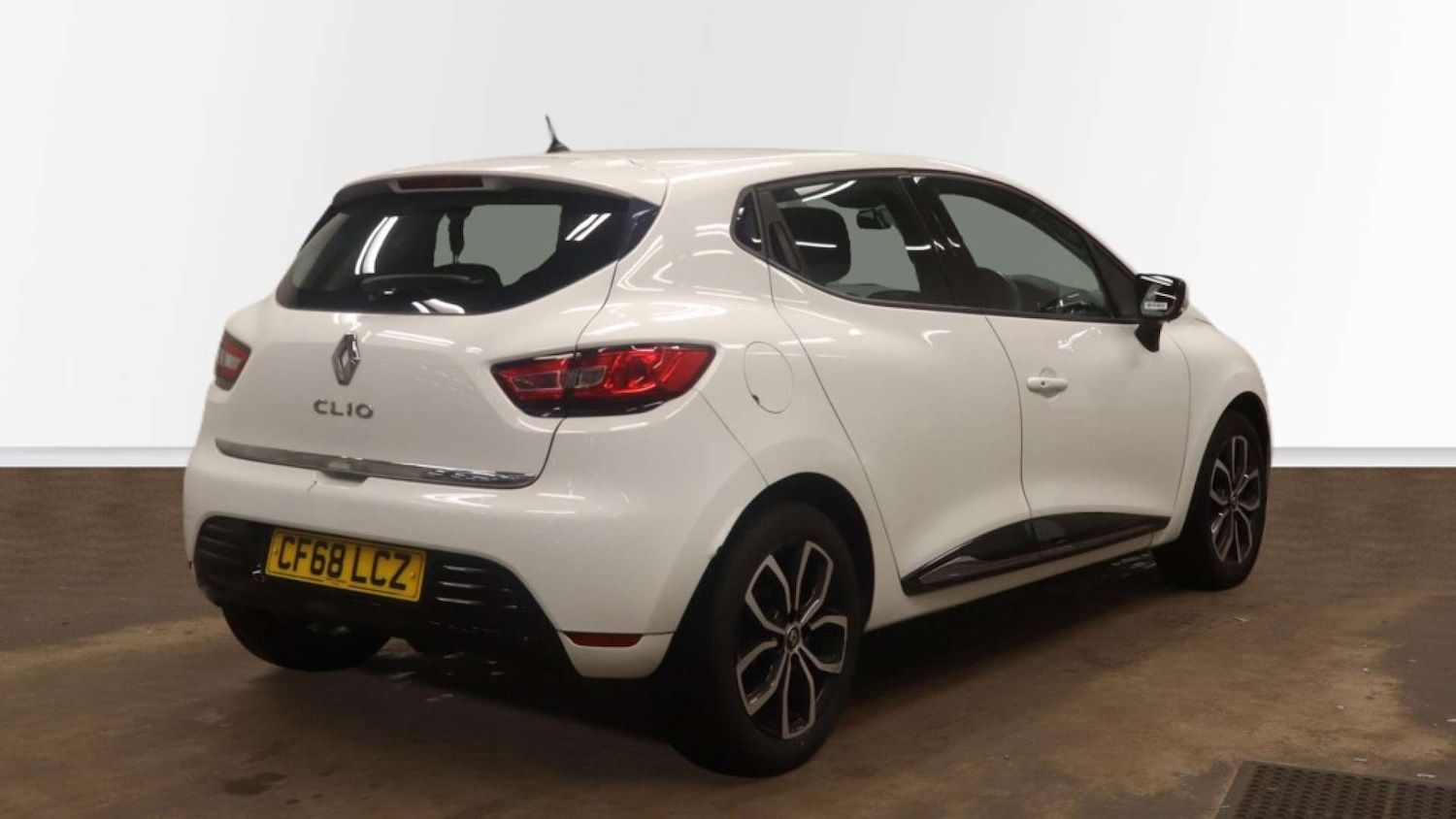 Used Renault Clio 2019 for sale - 77531854: Photo 11