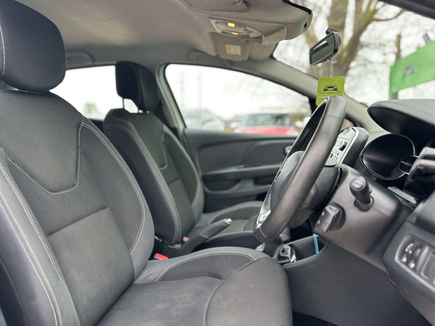 Used Renault Clio 2019 for sale - 77531854: Photo 15