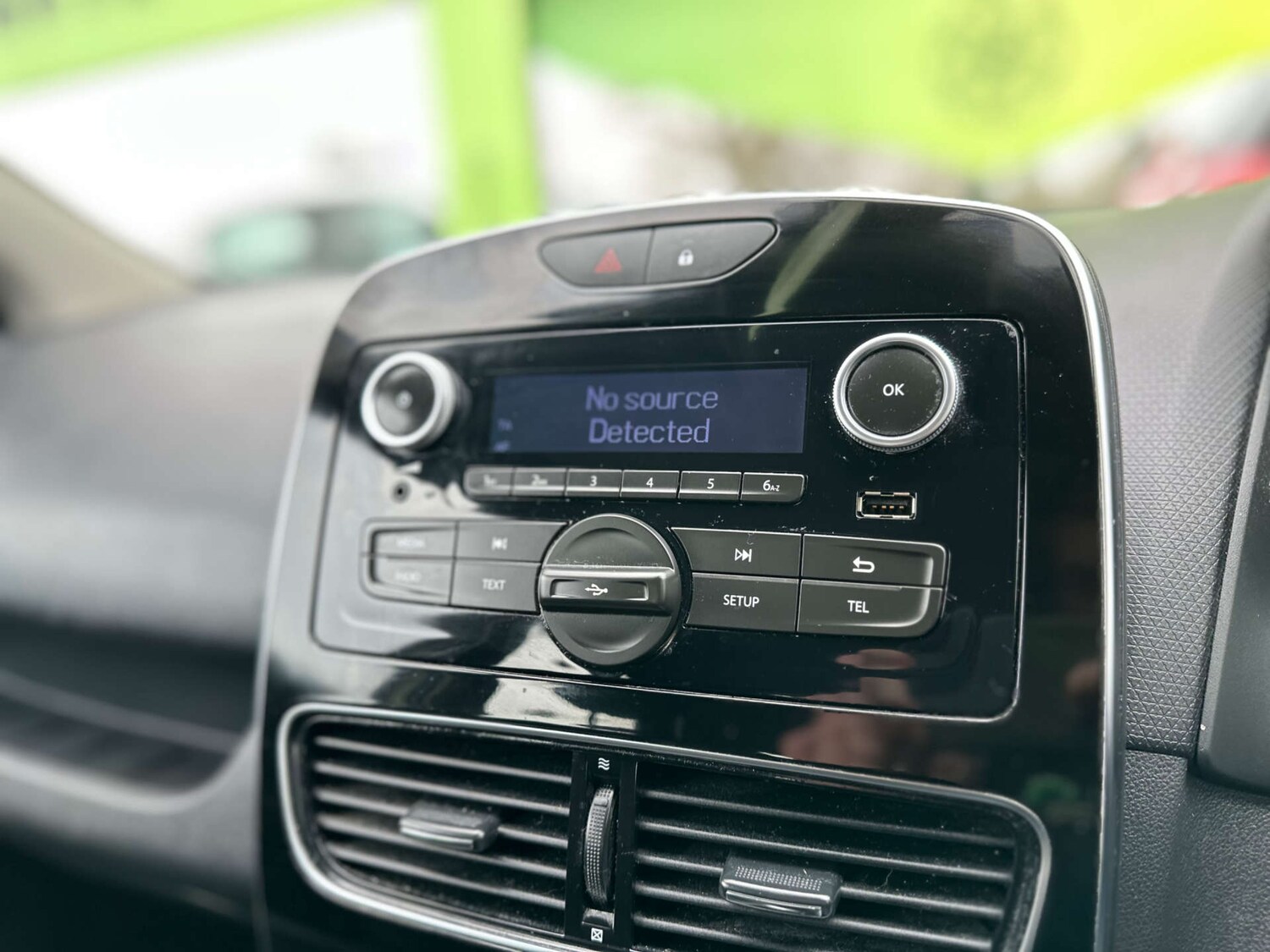 Used Renault Clio 2019 for sale - 77531854: Photo 18