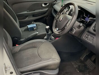 Used Renault Clio 2019 for sale - 77531854: Photo