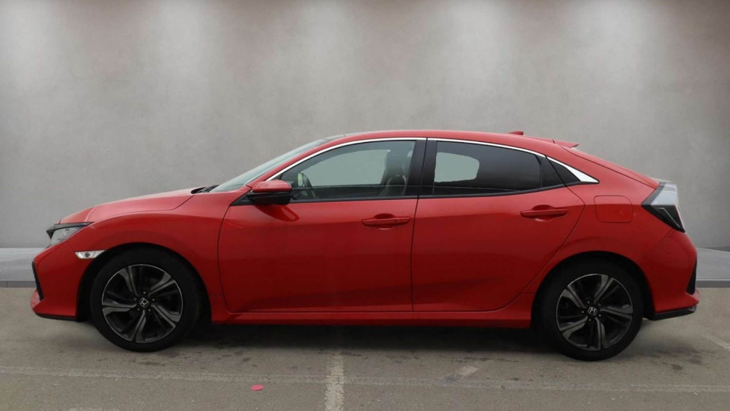 Used Honda Civic 2018 for sale - 77821706: Photo 10