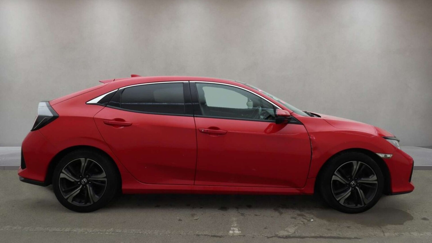 Used Honda Civic 2018 for sale - 77821706: Photo 9