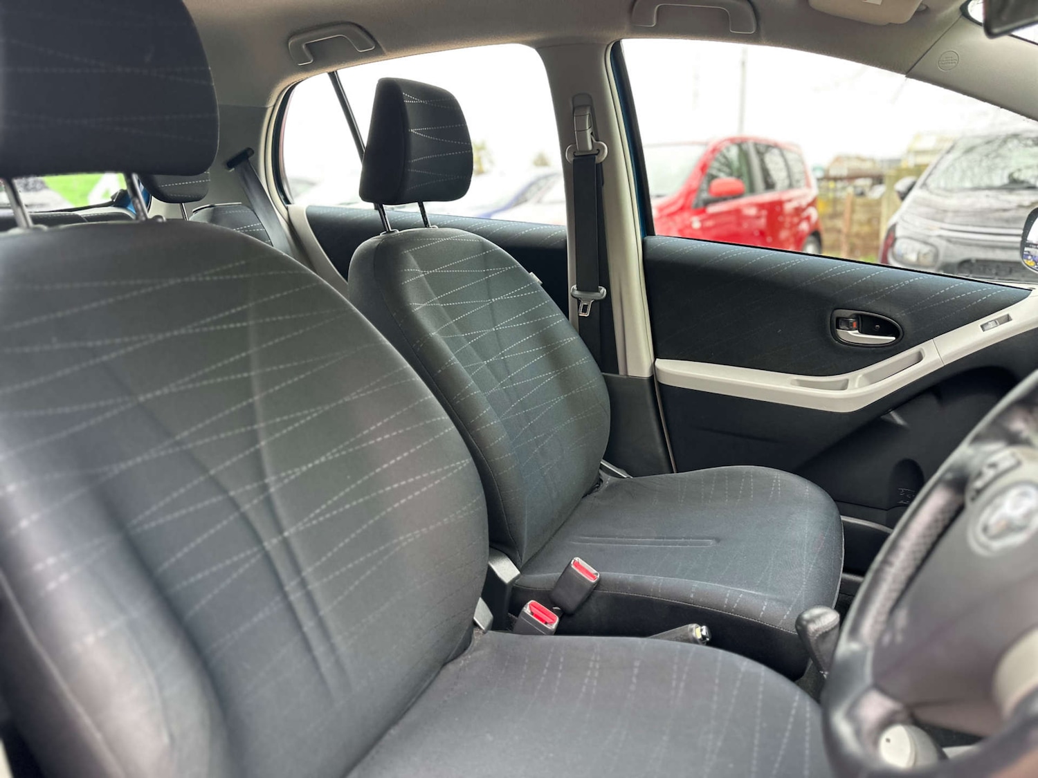 Used Toyota Yaris 2007 for sale - 77720562: Photo 12