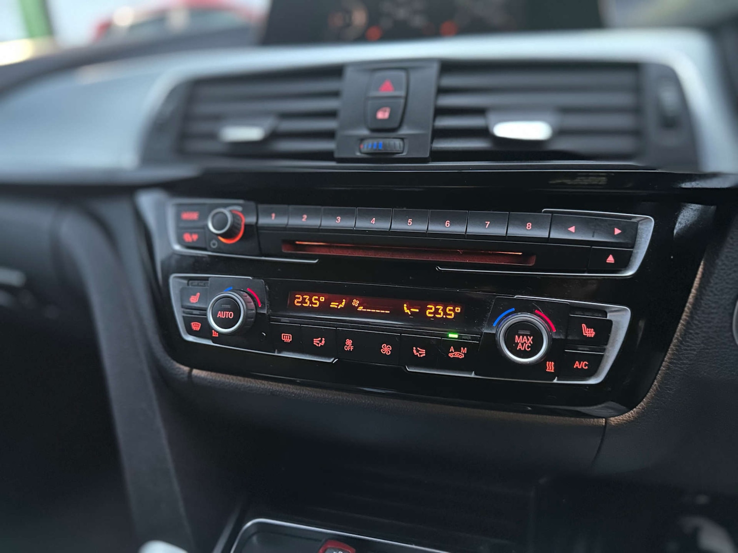 Used BMW 3 Series 2016 for sale - 76846791: Photo 28