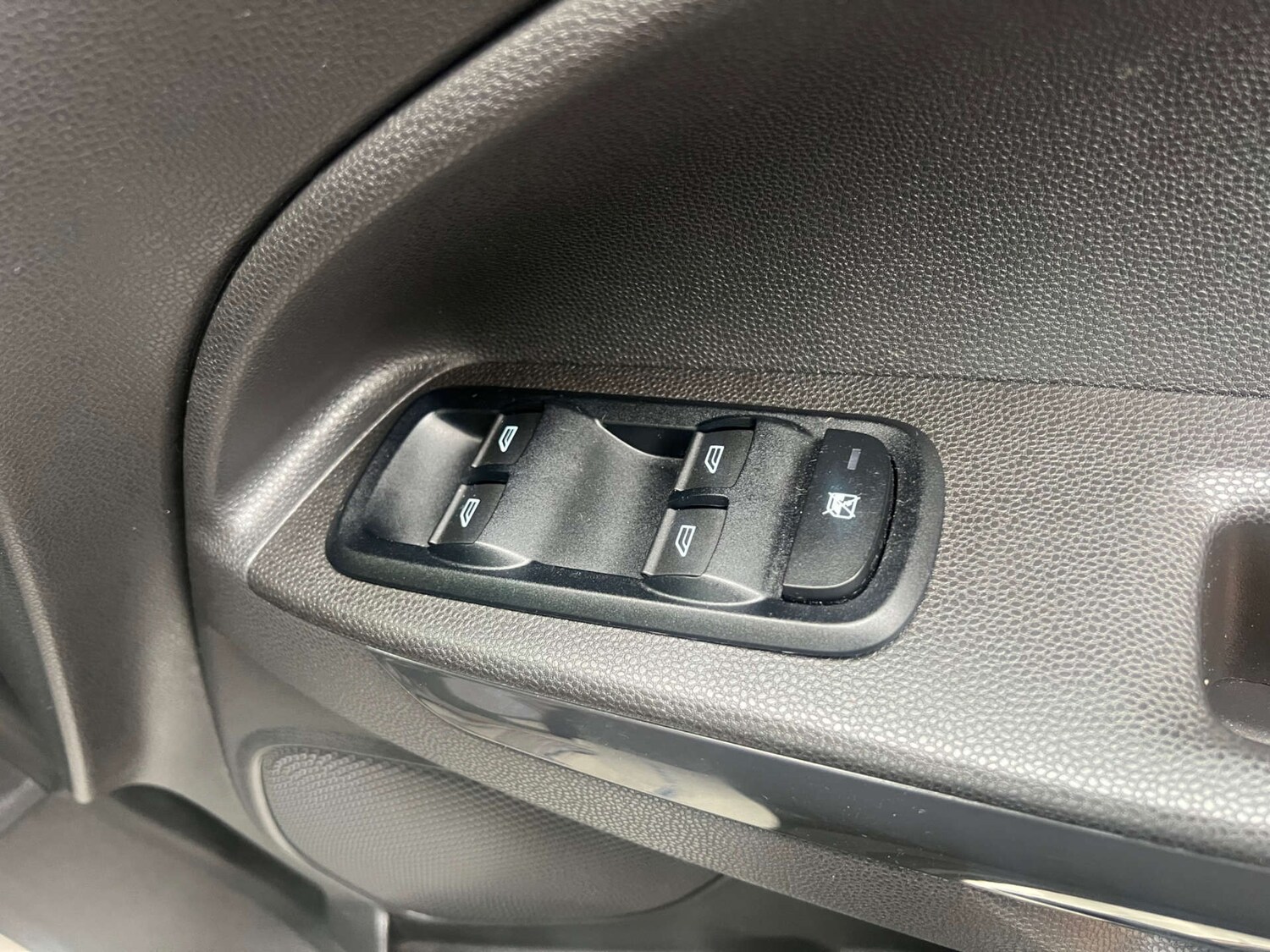 Used Ford Ecosport 2015 for sale - 77416875: Photo 31