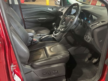 Used Ford Kuga 2016 for sale - 79504419: Photo