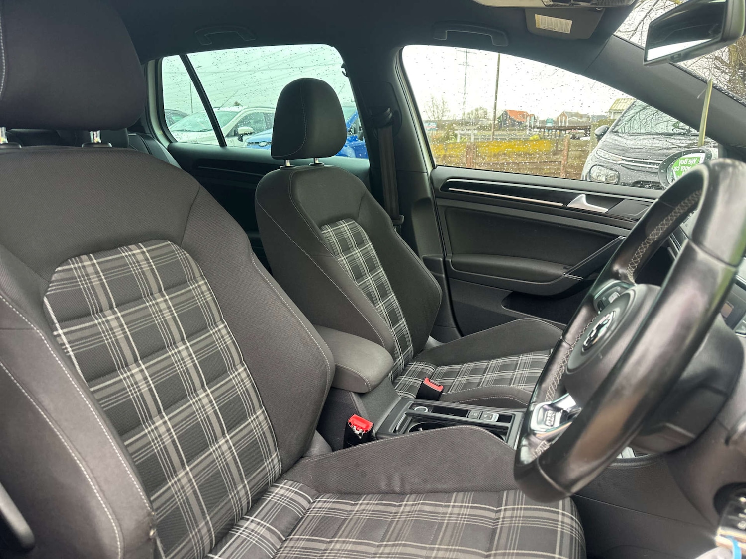 Used Volkswagen Golf 2014 for sale - 77636188: Photo 10