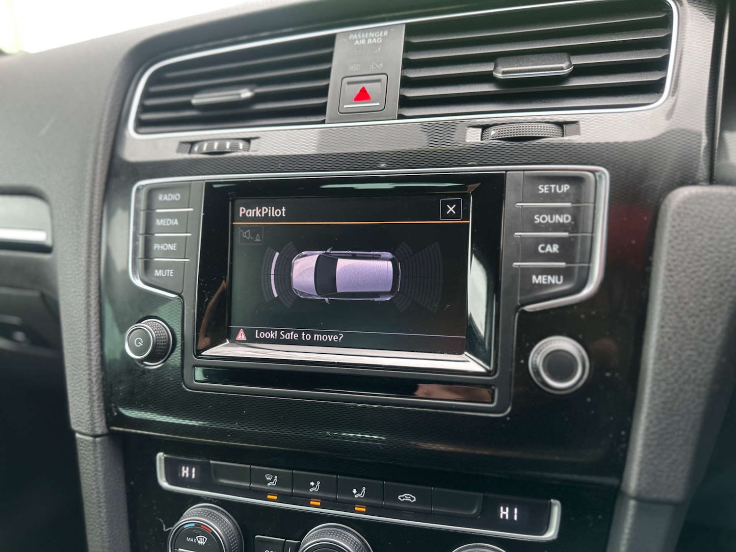 Used Volkswagen Golf 2014 for sale - 77636188: Photo 38