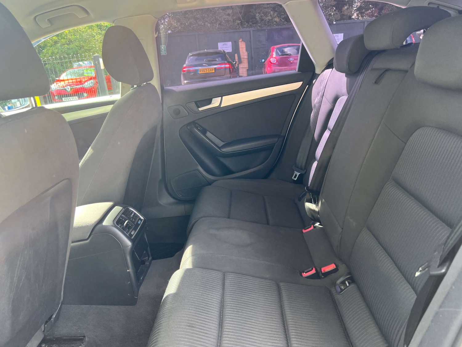 Used Audi A4 2012 for sale - 76601577: Photo 11