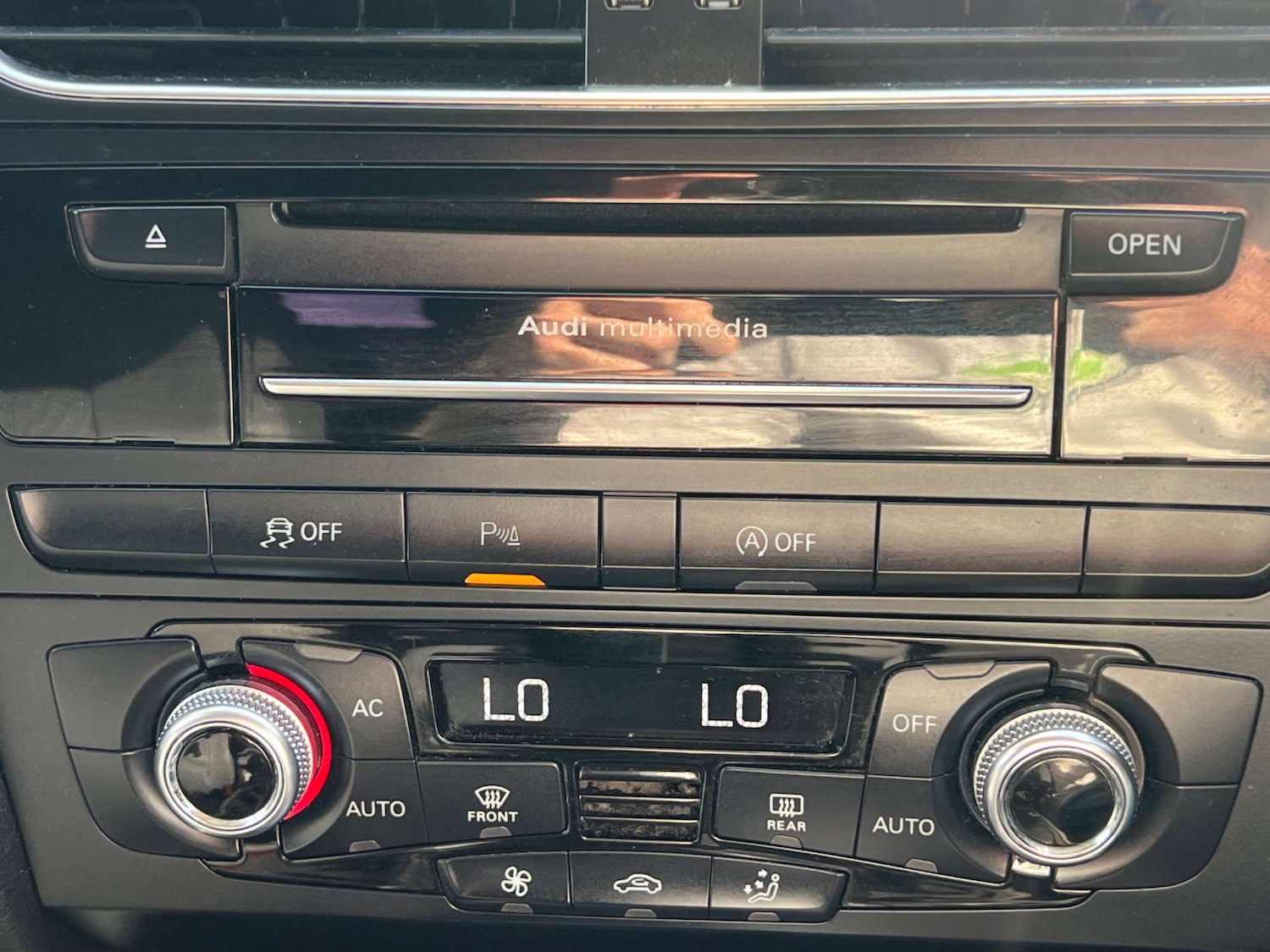 Used Audi A4 2012 for sale - 76601577: Photo 22