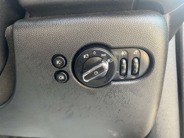 Used MINI Hatch 2015 for sale - 76170868: Photo 29